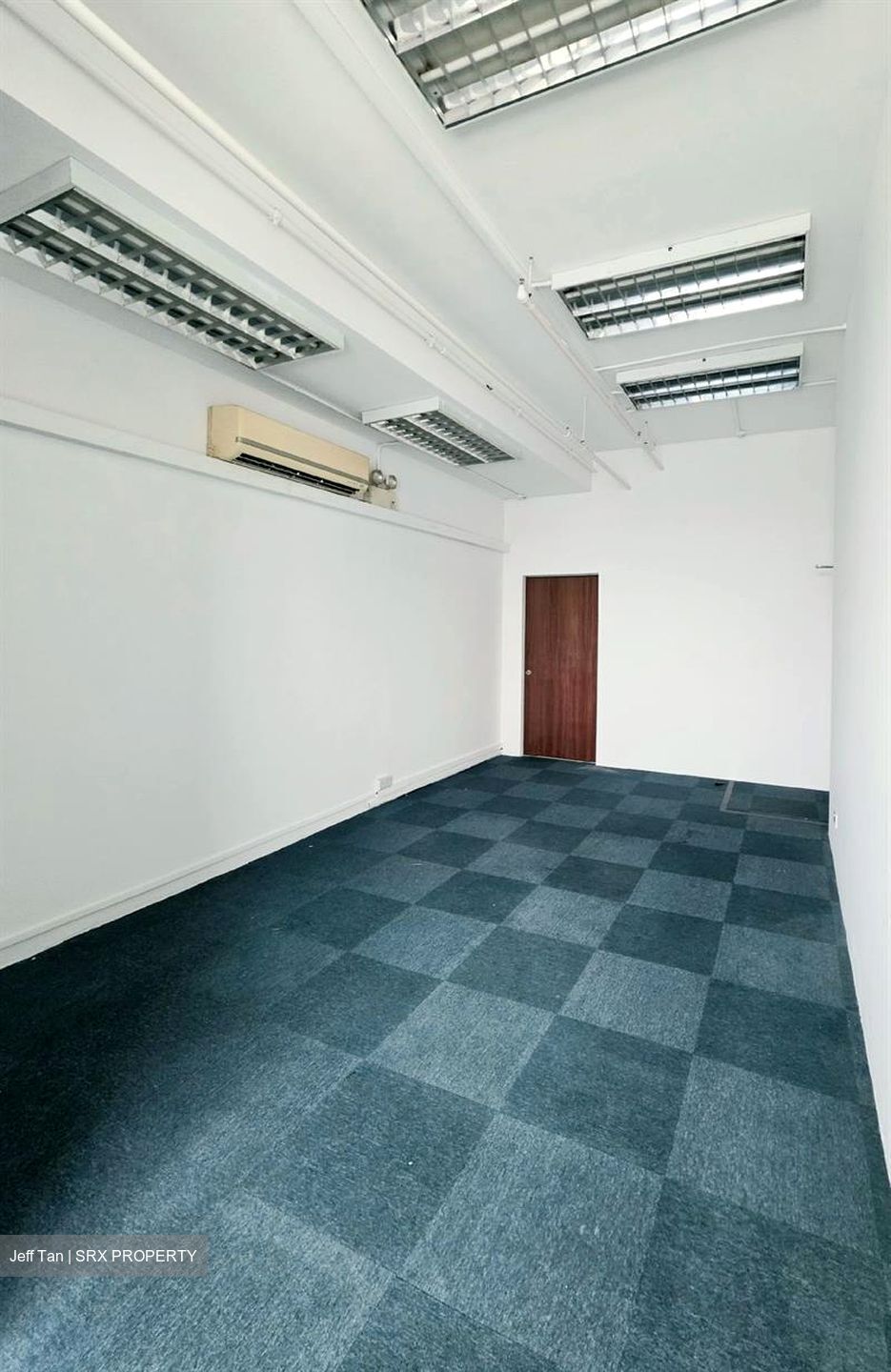 Woodlands Bizhub (D27), Factory #588824911